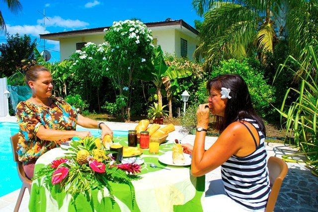 Ahitea Lodge Papeete  Bagian luar foto